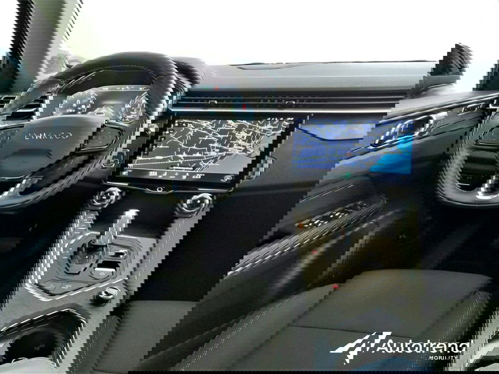 Lynk & Co 01 usata a Bari (8)