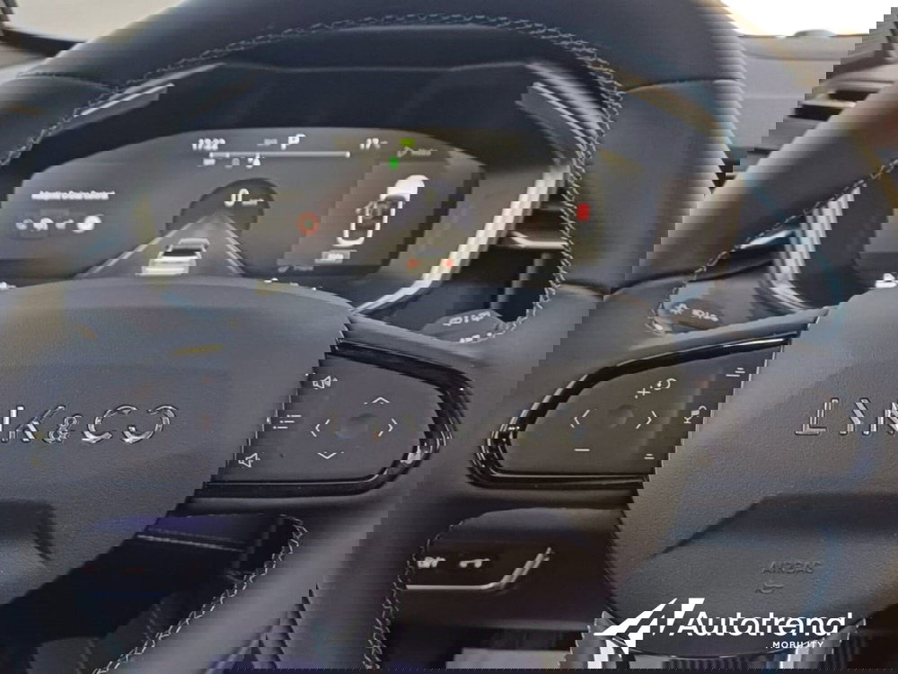 Lynk & Co 01 usata a Bari (9)