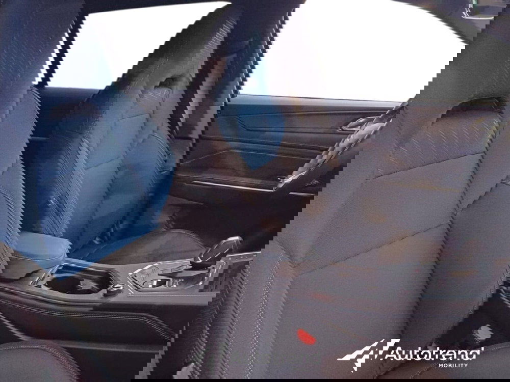 Lynk & Co 01 usata a Bari (6)