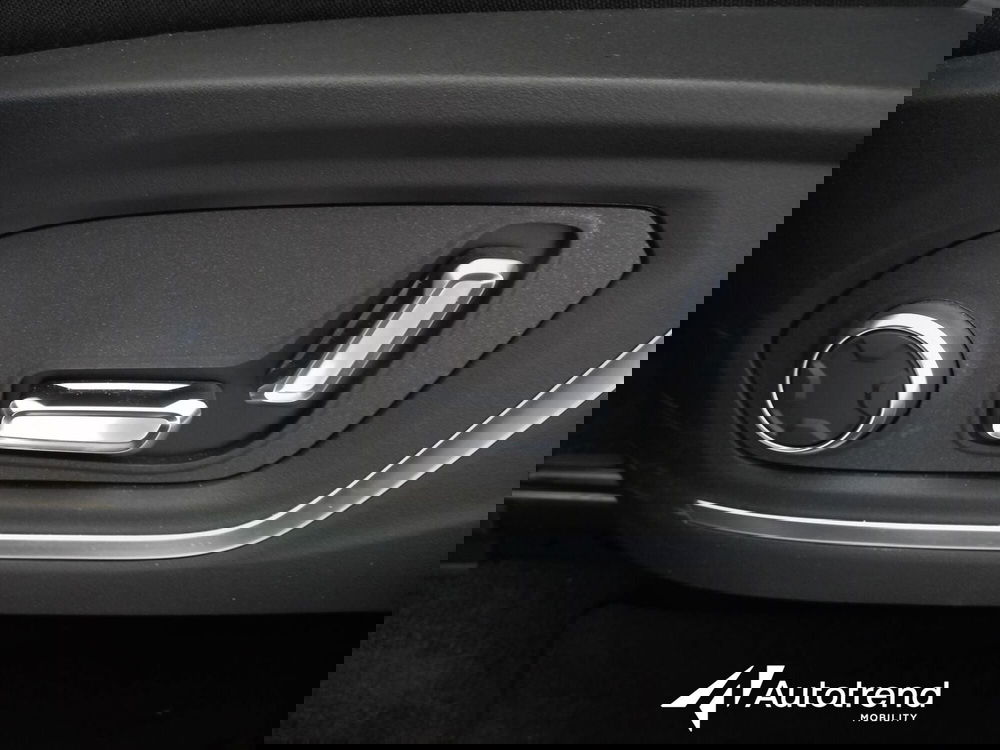 Lynk & Co 01 usata a Bari (18)