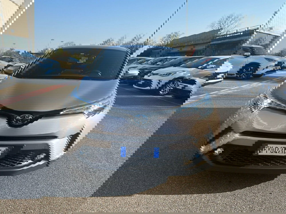 Toyota Toyota C-HR usata a Piacenza (3)