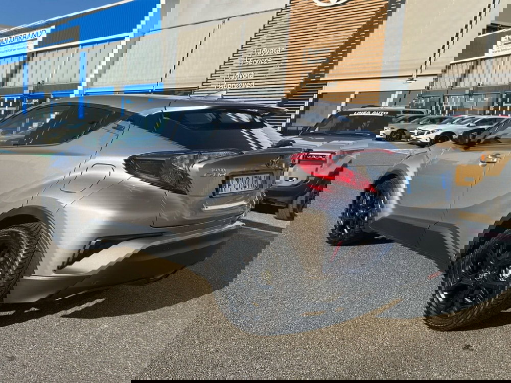Toyota Toyota C-HR usata a Piacenza (5)
