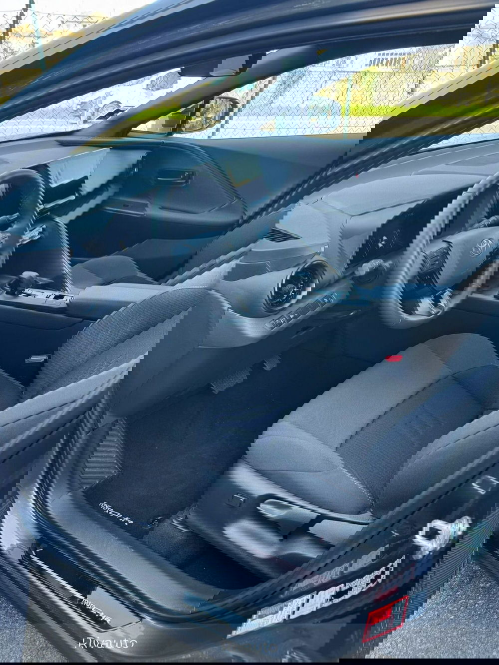 Toyota Toyota C-HR usata a Como (7)