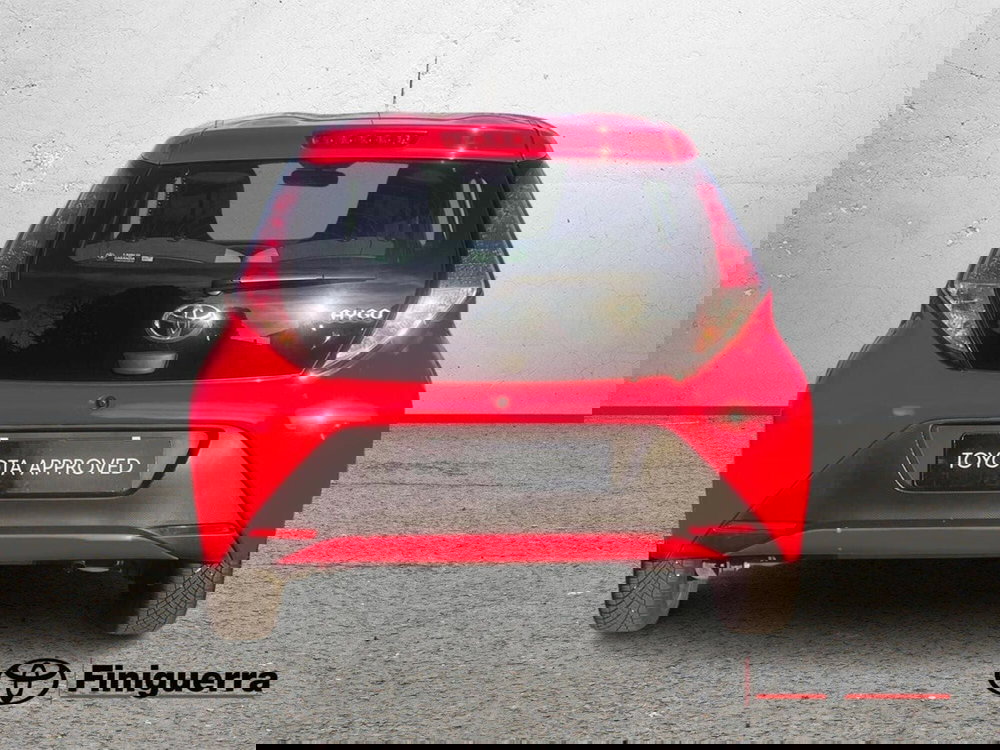 Toyota Aygo usata a Lecco (4)