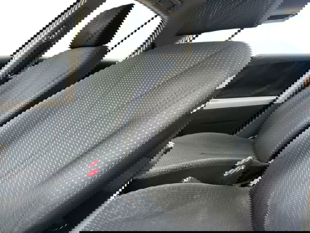 Toyota Yaris usata a Sondrio (10)