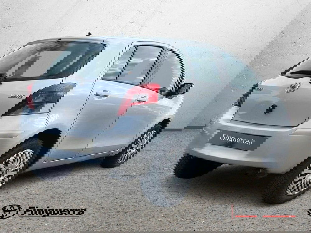 Toyota Yaris usata a Sondrio (4)