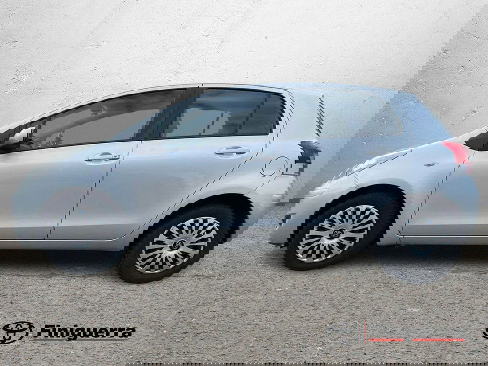 Toyota Yaris usata a Sondrio (6)