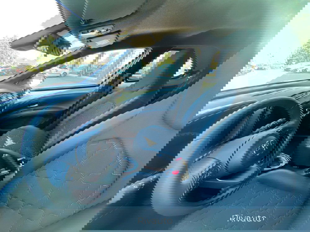 Toyota Aygo X usata a Como (5)