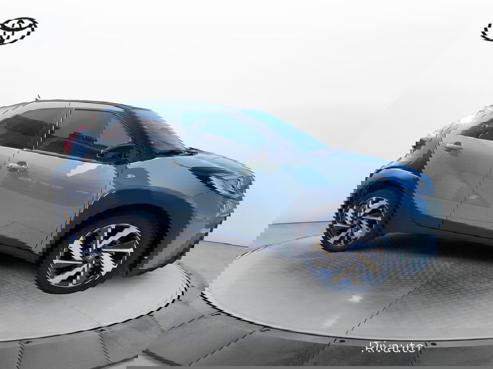 Toyota Aygo X usata a Como (8)