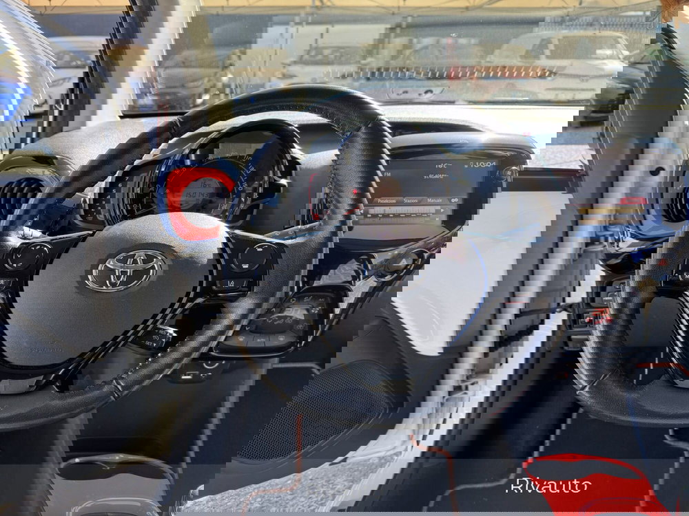 Toyota Aygo usata a Como (8)