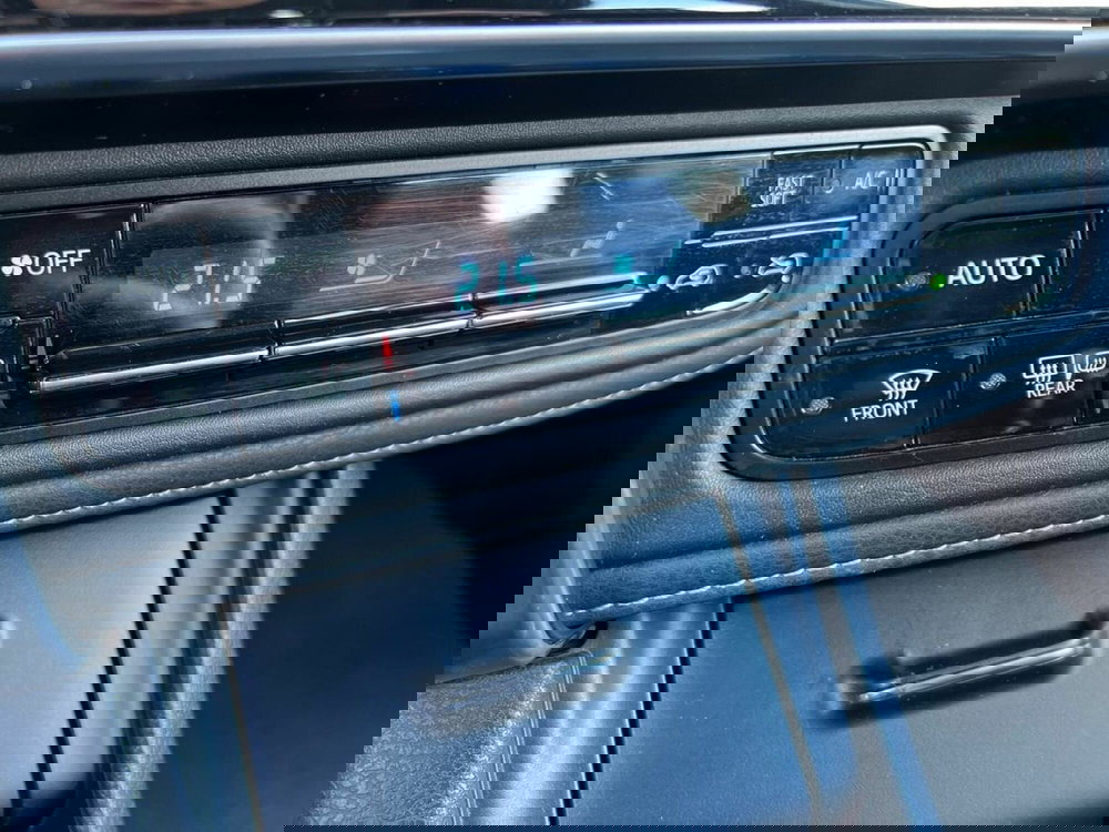 Toyota Auris usata a Sondrio (14)