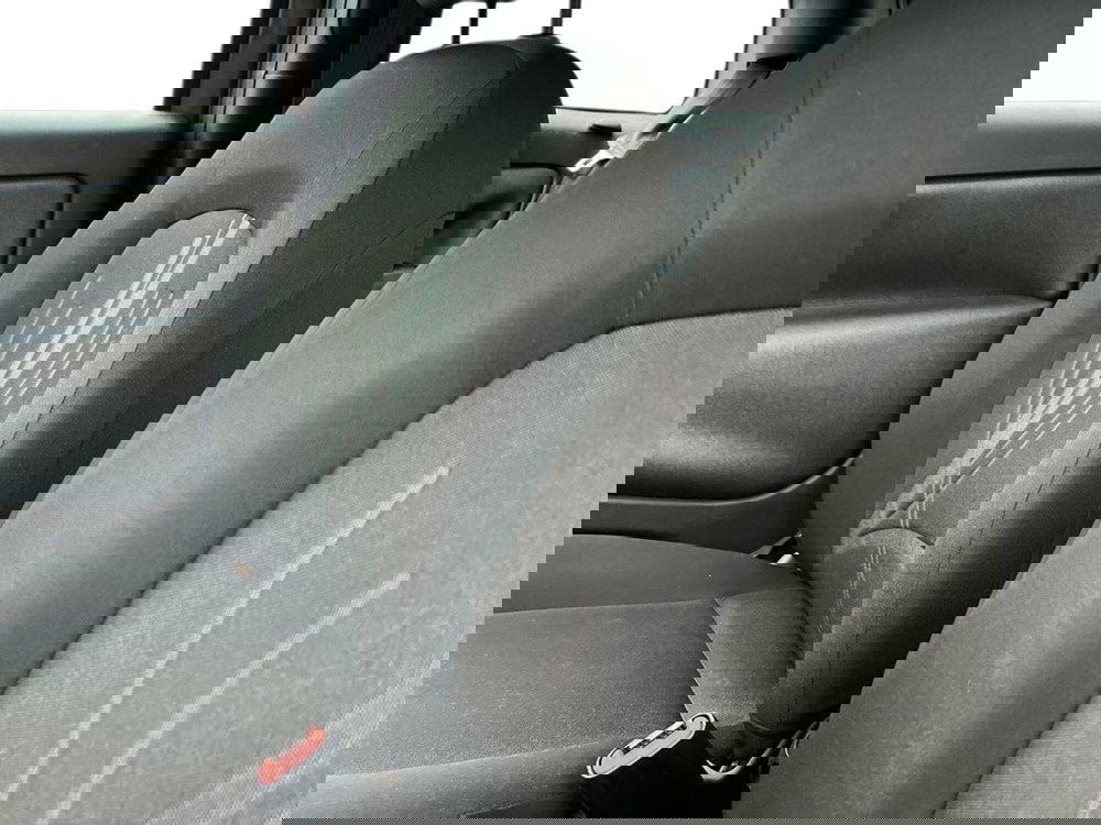 Lancia Ypsilon usata a Sondrio (10)