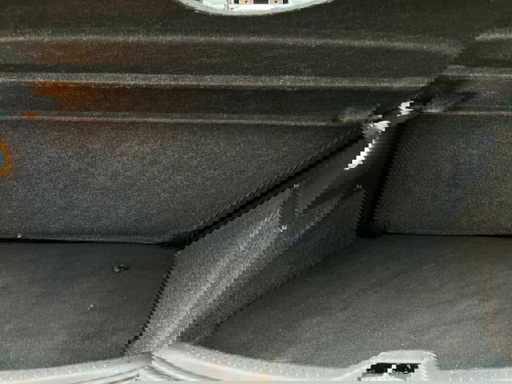 Lancia Ypsilon usata a Sondrio (12)