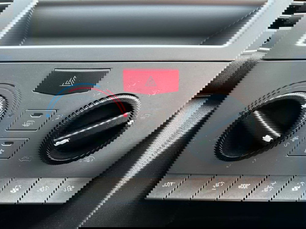 Lancia Ypsilon usata a Sondrio (13)