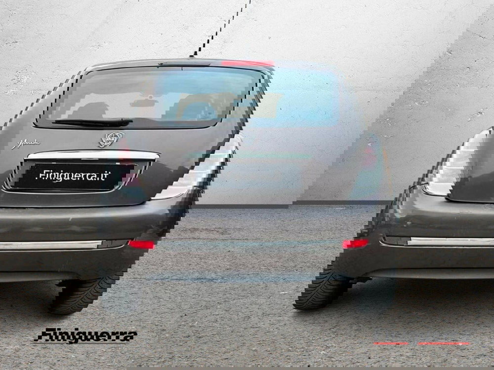 Lancia Ypsilon usata a Sondrio (3)