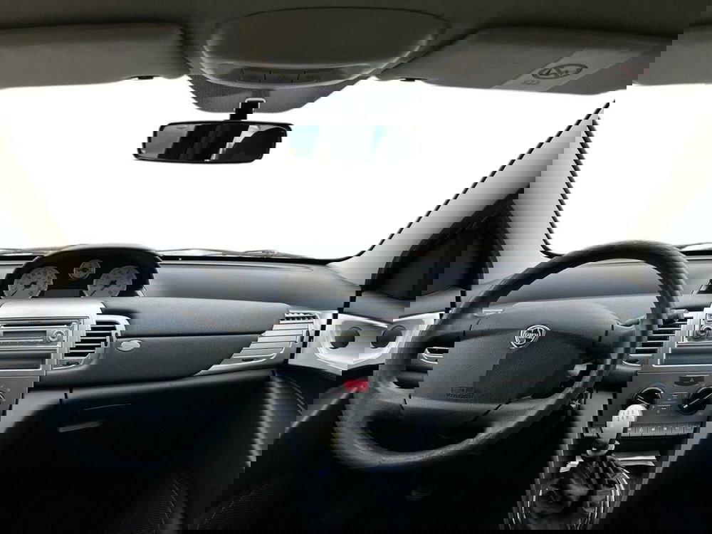 Lancia Ypsilon usata a Sondrio (8)