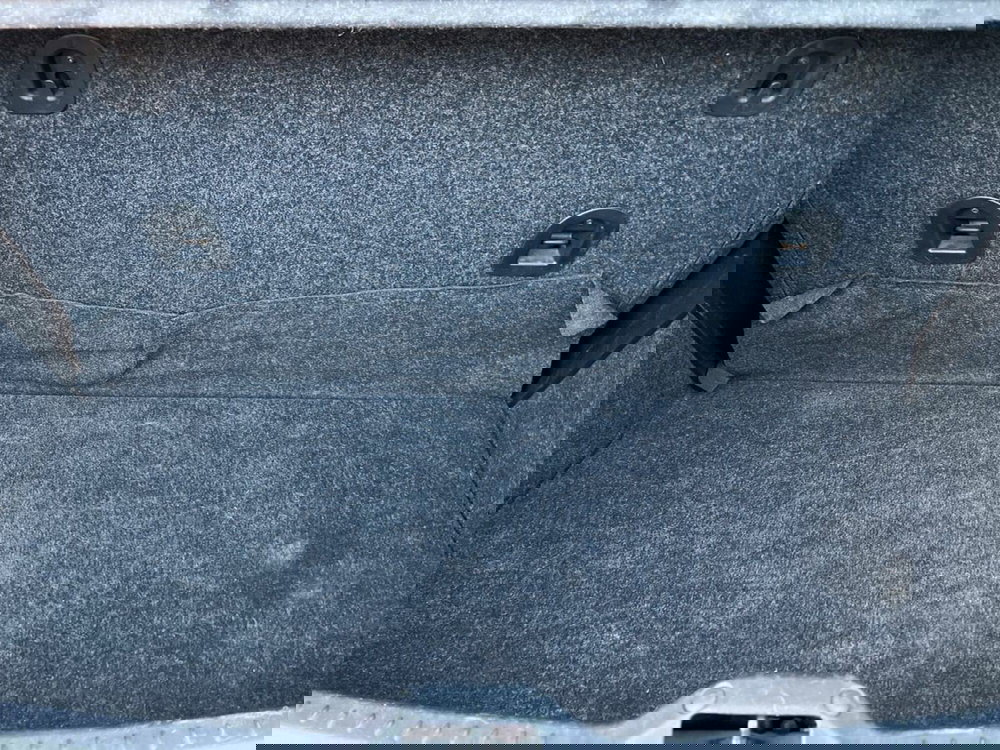 Lancia Ypsilon usata a Sondrio (11)