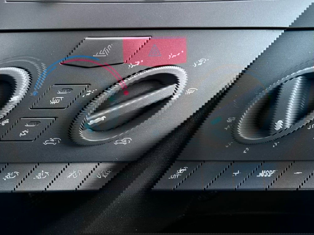 Lancia Ypsilon usata a Sondrio (13)