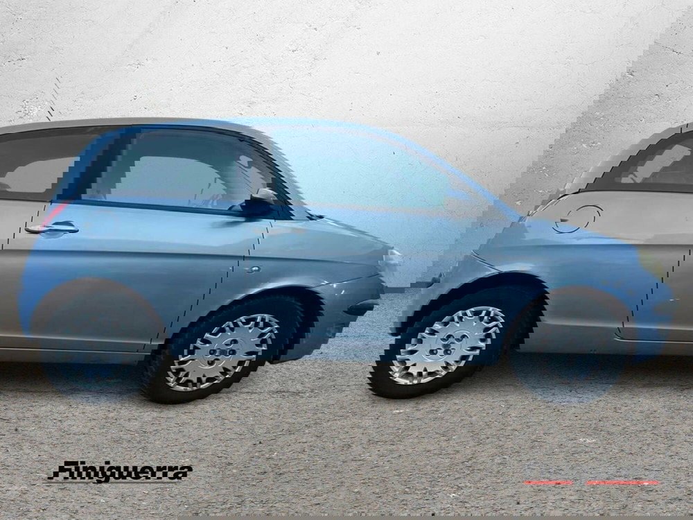 Lancia Ypsilon usata a Sondrio (5)