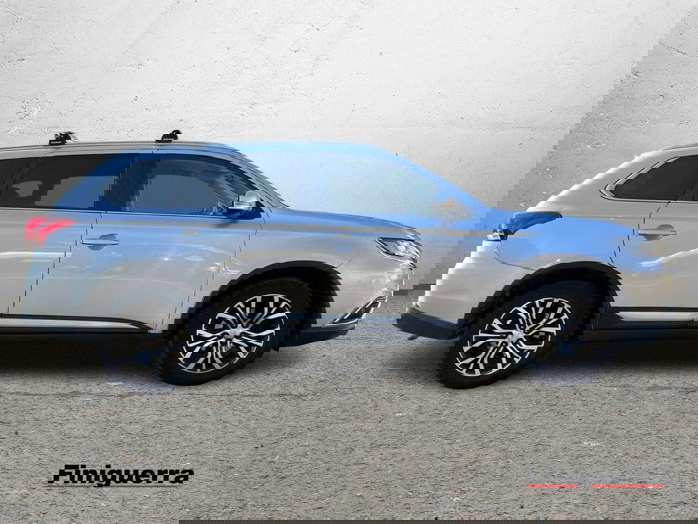 Mitsubishi Outlander usata a Sondrio (5)