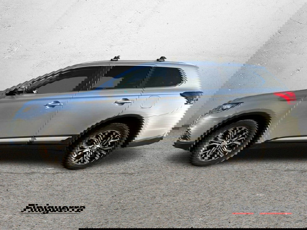 Mitsubishi Outlander usata a Sondrio (6)