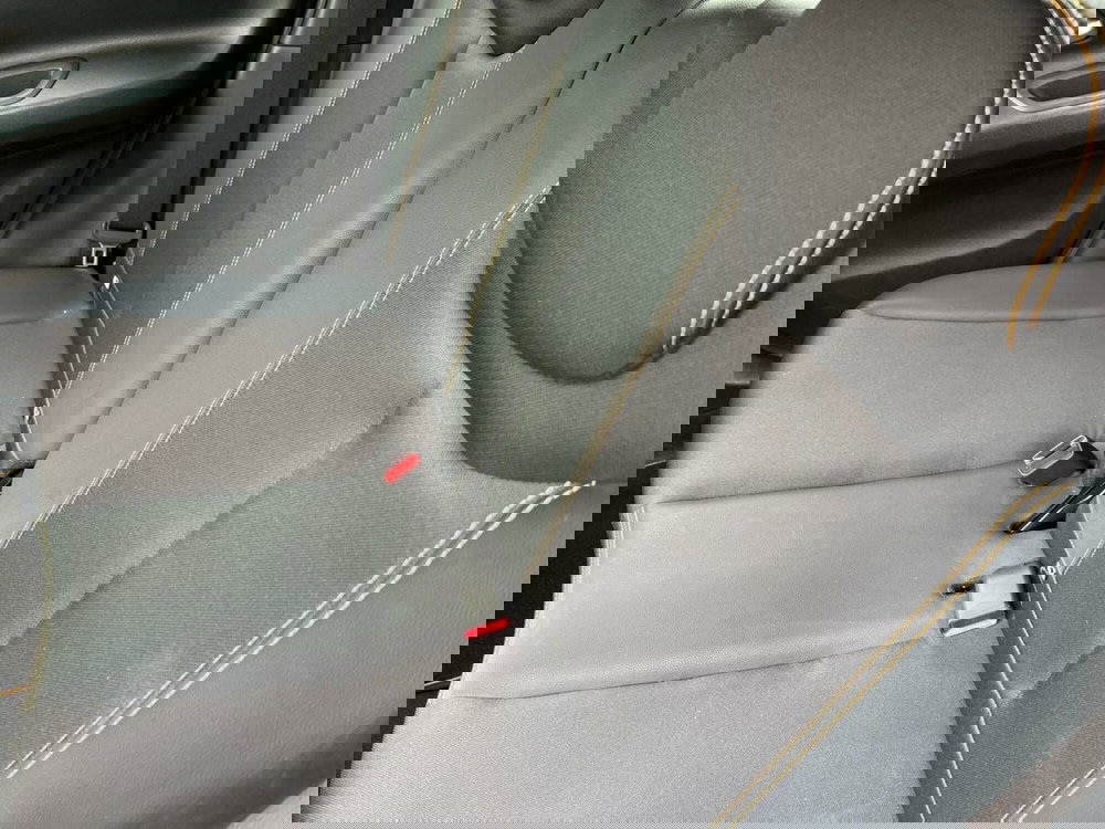 Toyota Aygo X usata a Sondrio (11)