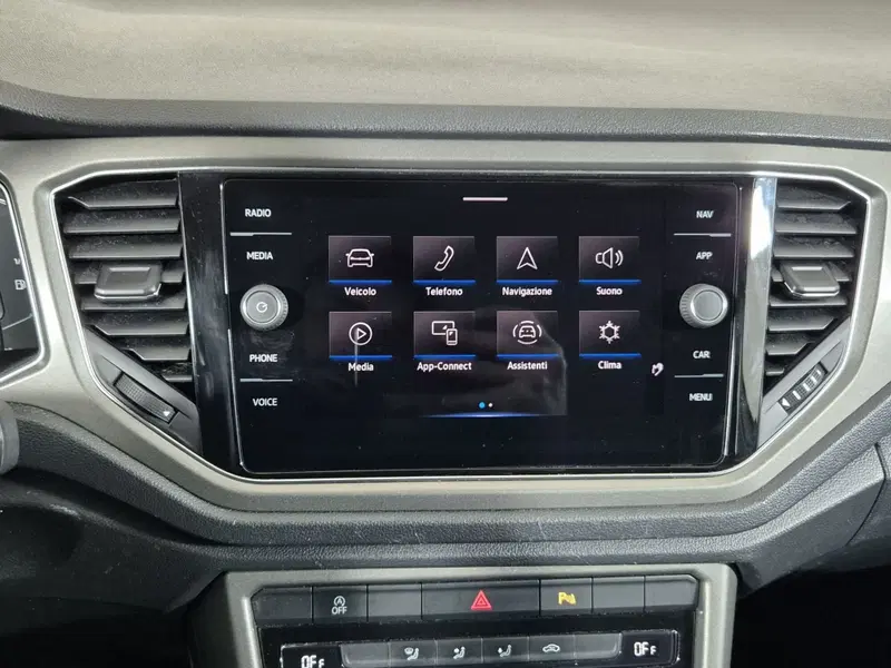 Volkswagen T-Roc usata a Torino (12)