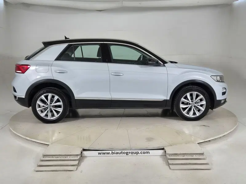 Volkswagen T-Roc usata a Torino (5)