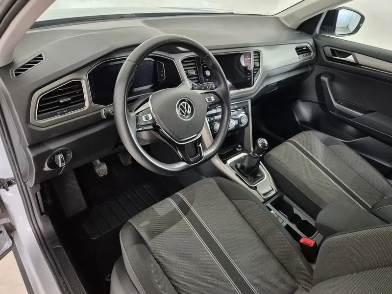 Volkswagen T-Roc usata a Torino (6)