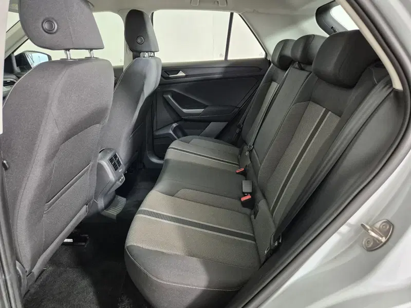 Volkswagen T-Roc usata a Torino (7)