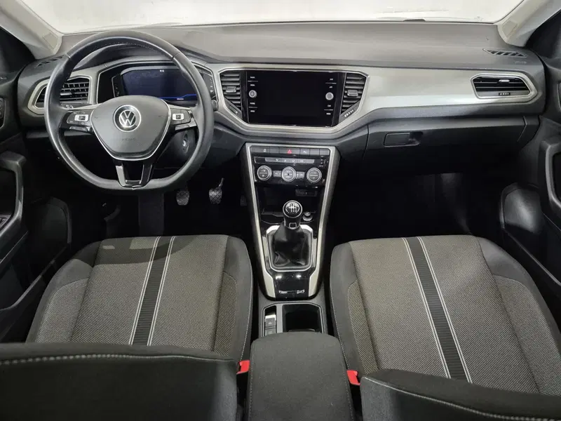 Volkswagen T-Roc usata a Torino (8)