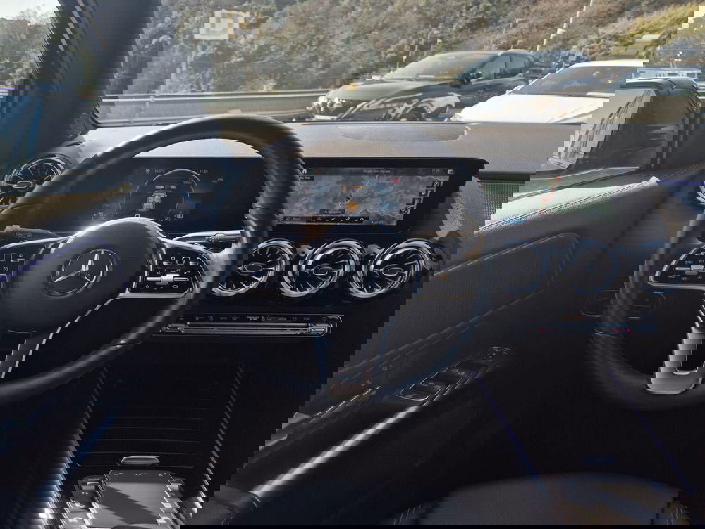 Mercedes-Benz GLA SUV usata  (17)