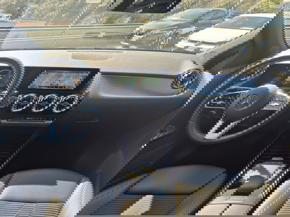 Mercedes-Benz GLA SUV usata  (8)