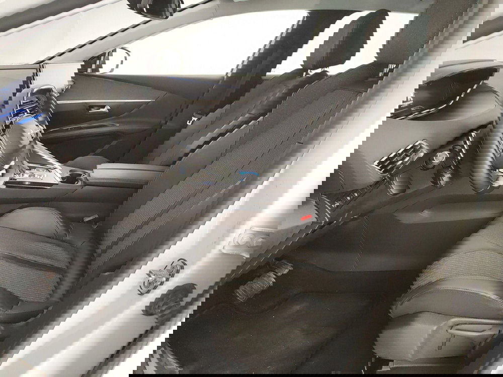 Peugeot 3008 usata a Caserta (16)