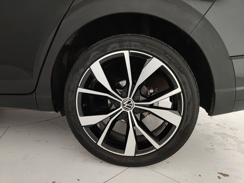 Volkswagen Taigo usata a Caserta (11)