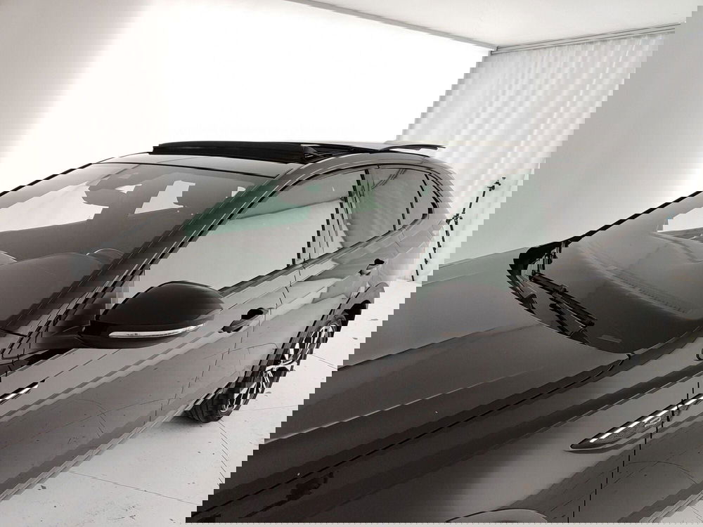 Volkswagen Taigo usata a Caserta (15)