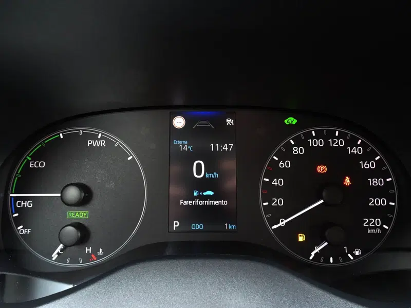Mazda Mazda2 Hybrid nuova a Belluno (14)