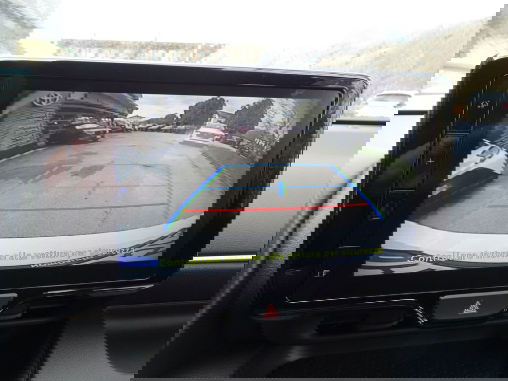 Mazda Mazda2 Hybrid nuova a Belluno (17)