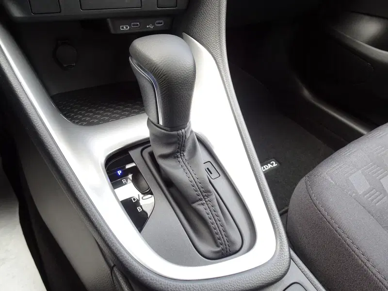 Mazda Mazda2 Hybrid nuova a Belluno (20)