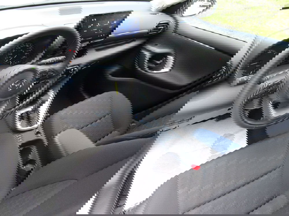 Mazda Mazda2 Hybrid nuova a Belluno (8)