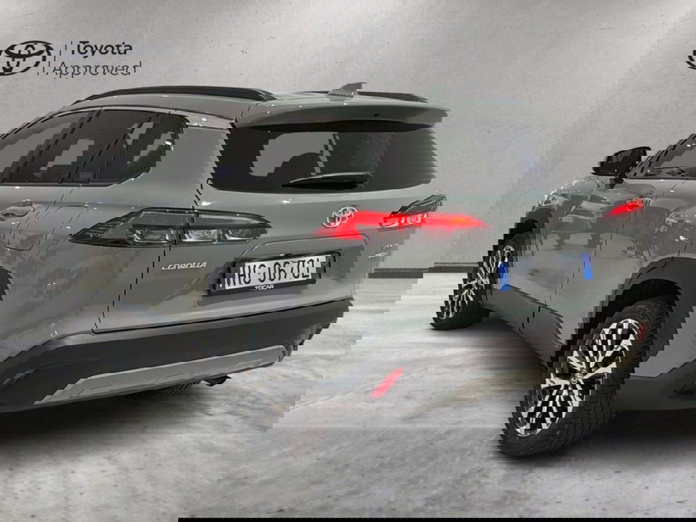 Toyota Corolla Cross Hybrid nuova a Catania (5)