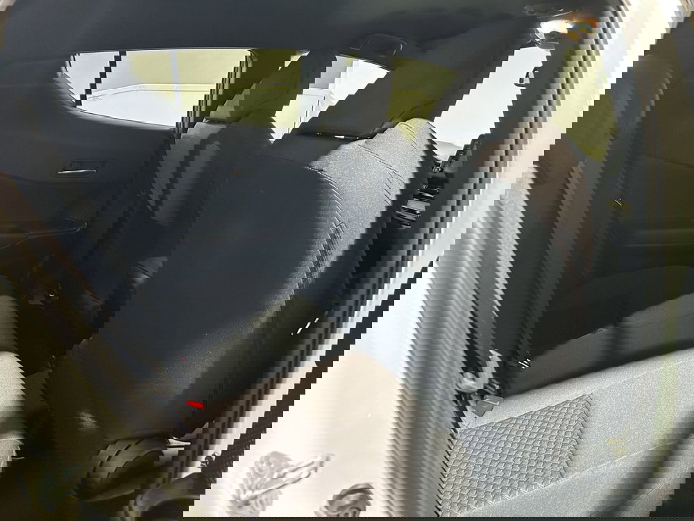 Toyota Toyota C-HR usata a Milano (12)