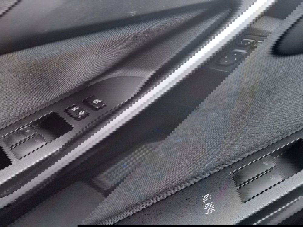 Toyota Auris usata a Cagliari (16)