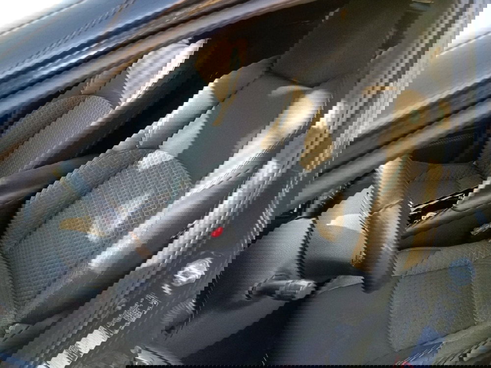 Toyota Toyota C-HR usata a Milano (11)