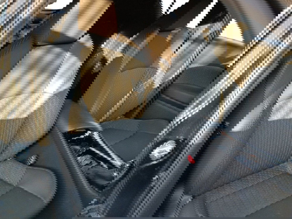 Toyota Toyota C-HR usata a Milano (7)