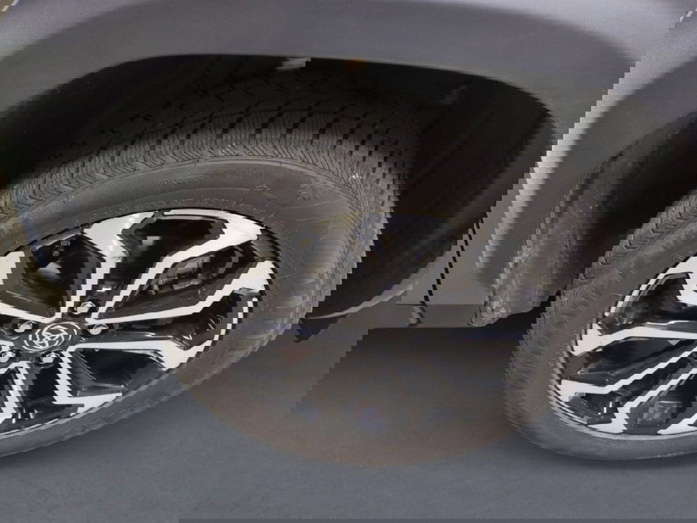 Toyota Yaris Cross usata a Milano (9)