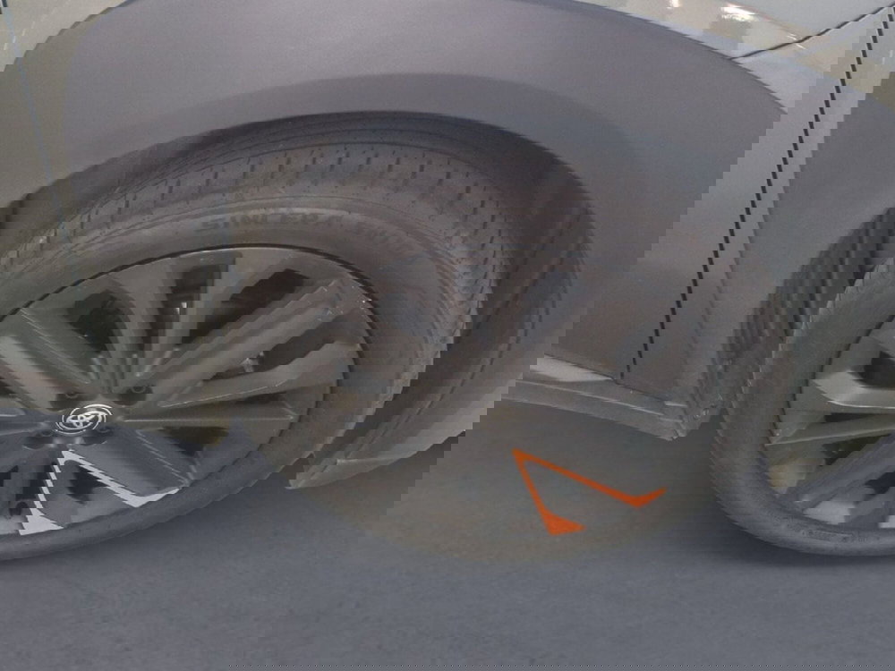 Toyota Aygo X usata a Milano (9)