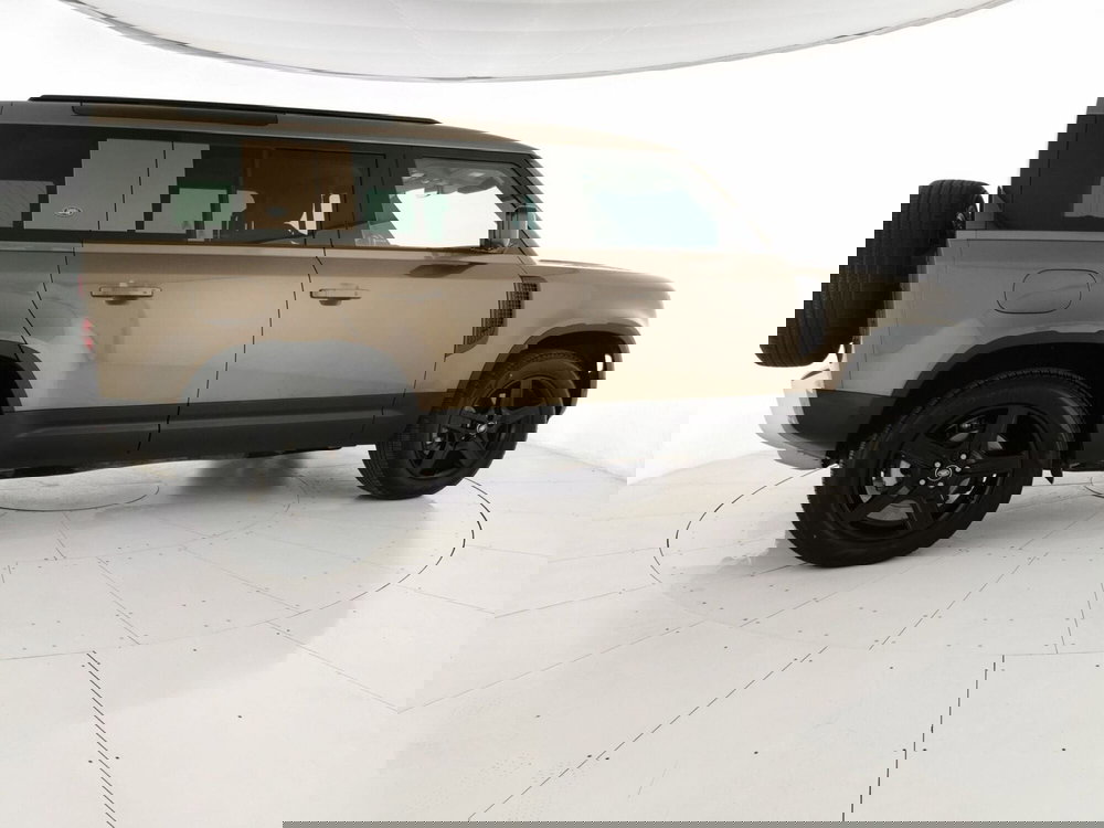 Land Rover Defender usata a Chieti (4)