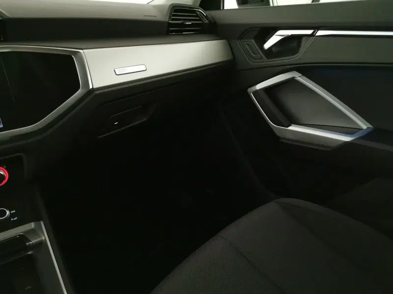 Audi Q3 usata a Chieti (19)