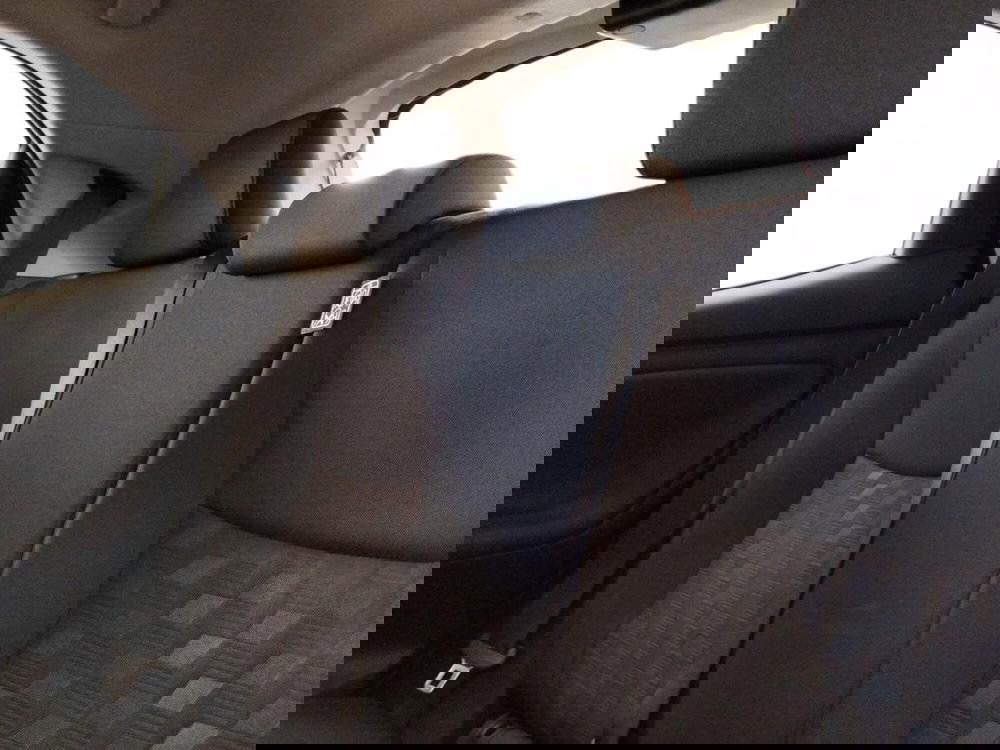 Toyota Yaris nuova a Frosinone (10)